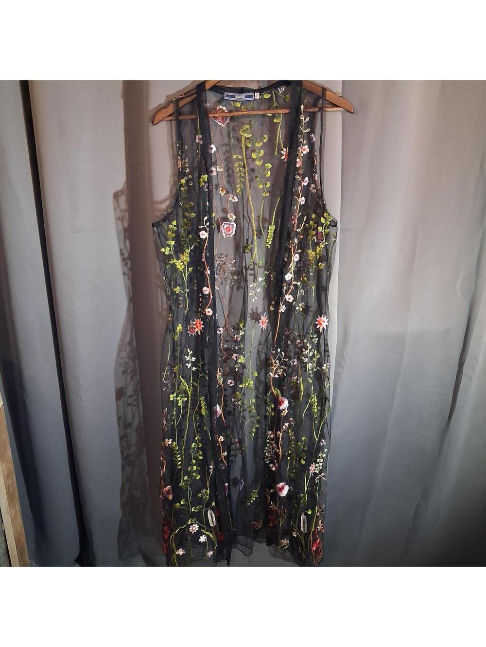 Highness Sheer Black Embroidered Floral kimono S/M